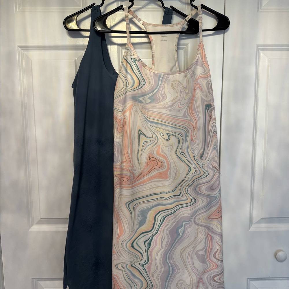 Bundle 2 Old Navy Active summer dresses